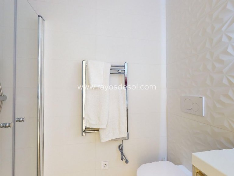 Villa for Sale in Pilar De La Horadada, Alicante 49