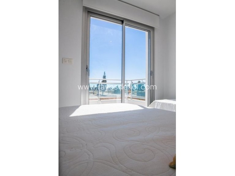 Villa for Sale in Los Alcazares, Murcia 18