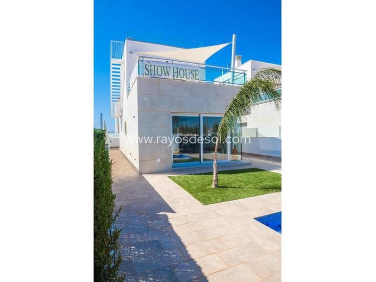 Villa for Sale in Los Alcazares, Murcia 40