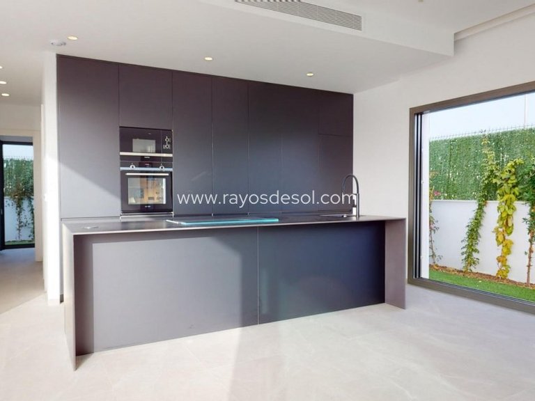 Villa for Sale in Los Alcazares, Murcia 8