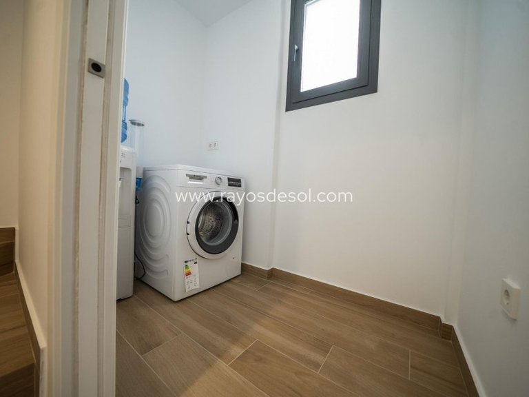 Villa for Sale in Algorfa, Alicante 44