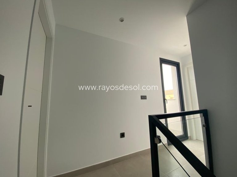 Villa for Sale in Los Alcazares, Murcia 10