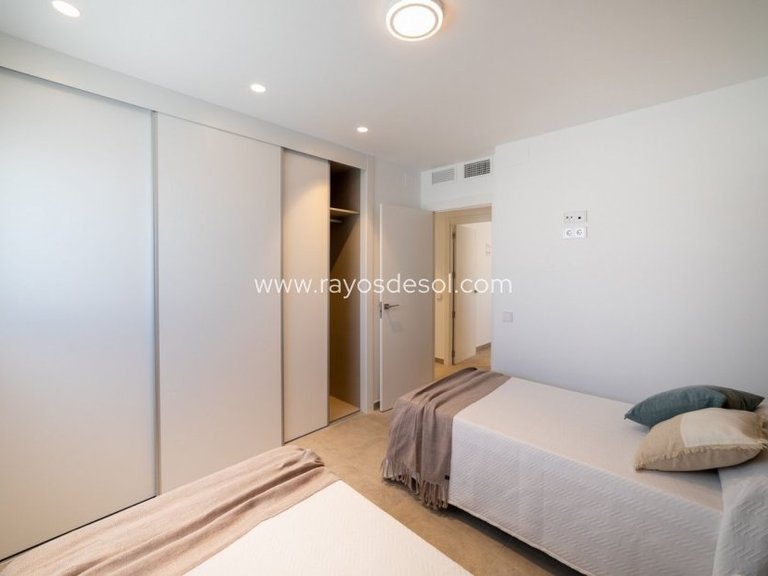 Apartment for Sale in Gran Alacant, Alicante 28