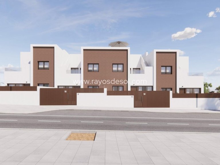 Villa for Sale in Pilar De La Horadada, Alicante 4