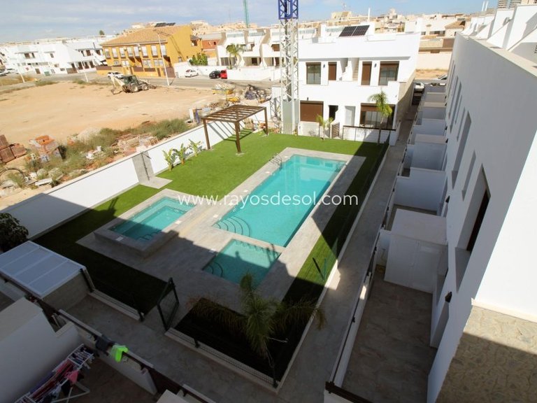 Villa for Sale in Pilar De La Horadada, Alicante 23
