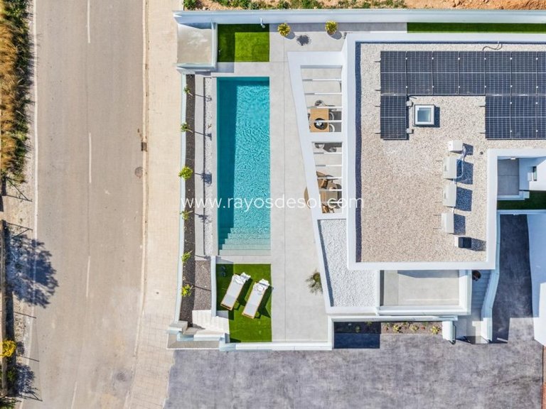 Villa for Sale in Polop, Alicante 10