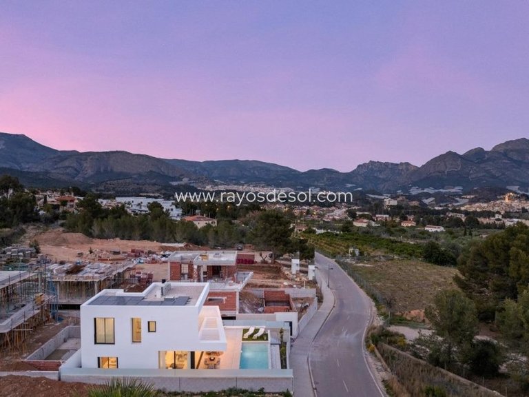 Villa for Sale in Polop, Alicante 17