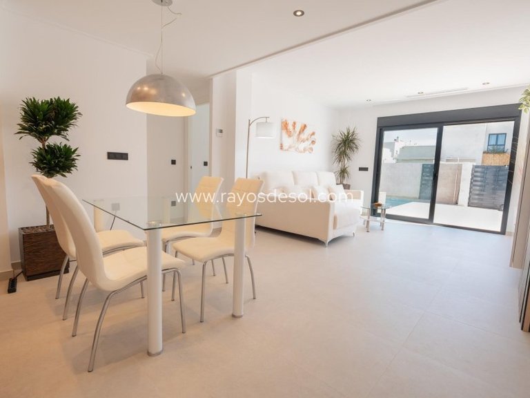 Villa for Sale in San Fulgencio, Alicante 4