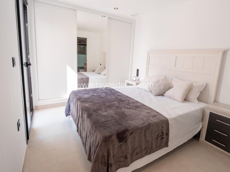 Villa for Sale in San Fulgencio, Alicante 6