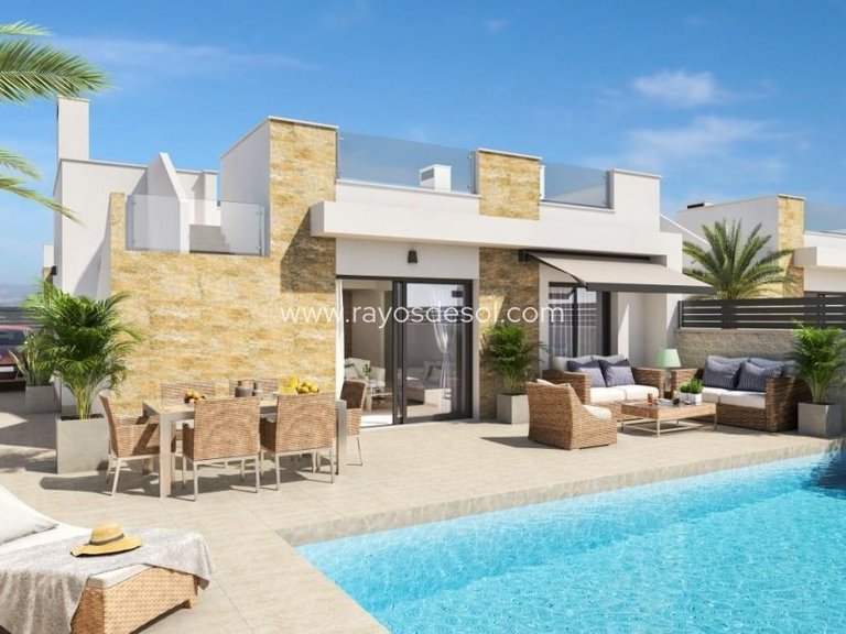 Villa for Sale in San Fulgencio, Alicante 1