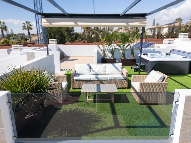 Villa for Sale in San Fulgencio, Alicante 3