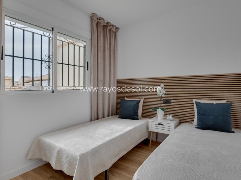 Villa for Sale in Orihuela Costa, Alicante 14