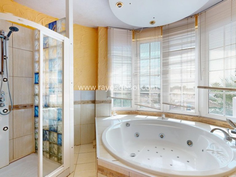 Villa for Sale in Orihuela Costa, Alicante 20