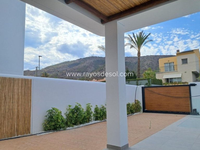 Villa for Sale in Alfas Del Pí, Alicante 21