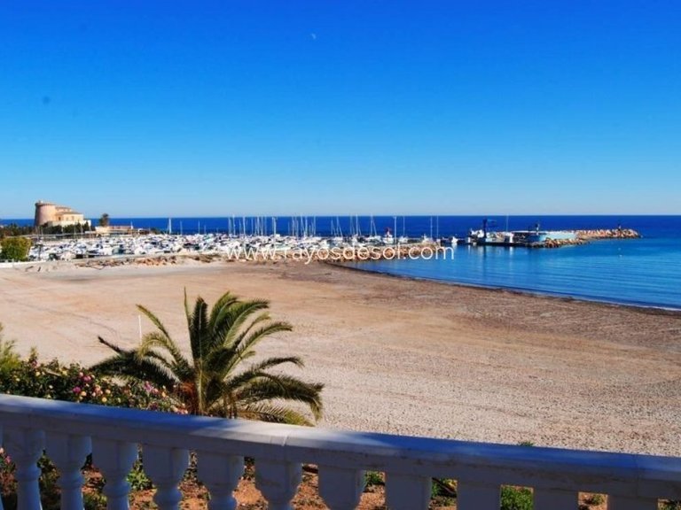 Villa for Sale in Pilar De La Horadada, Alicante 11