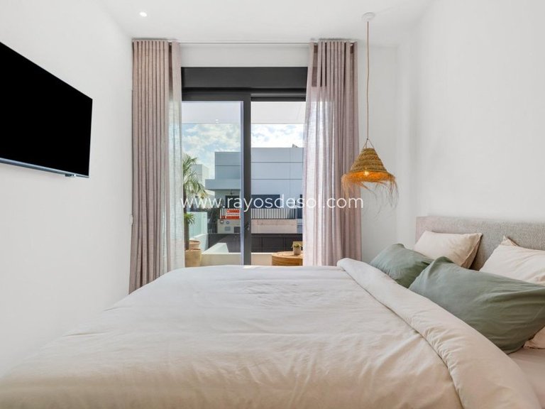 Villa for Sale in Dolores, Alicante 45