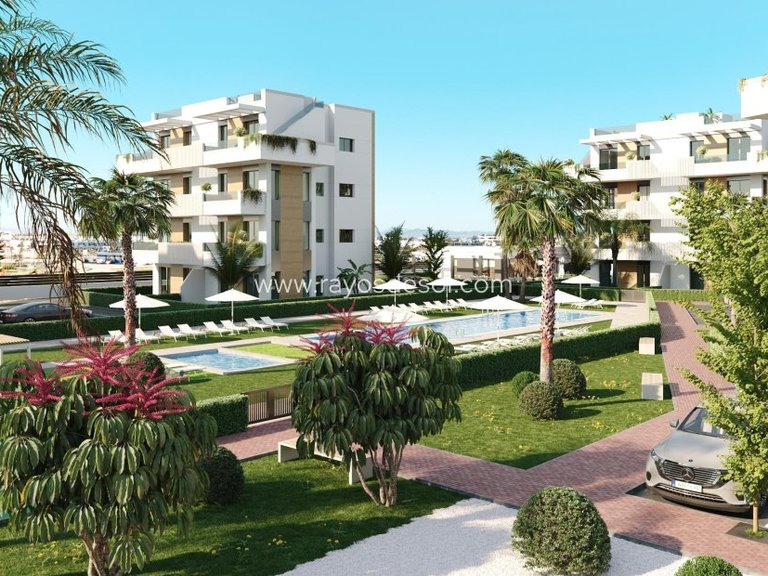 Apartment for Sale in Santa Rosalia Resort, Murcia 1