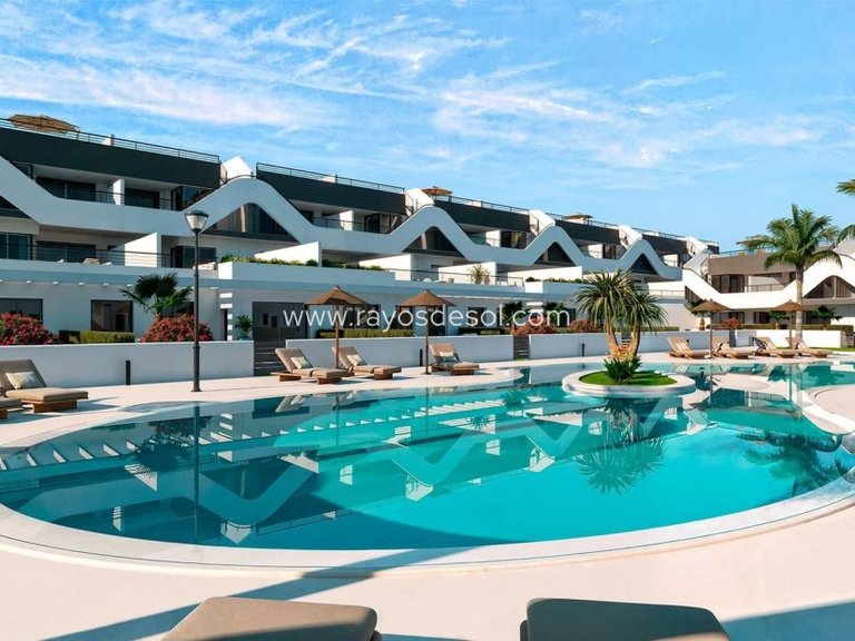 Apartment for Sale in Alfas Del Pí, Alicante 4