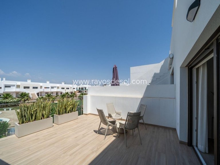 Apartment for Sale in Vistabella Golf, Alicante 5