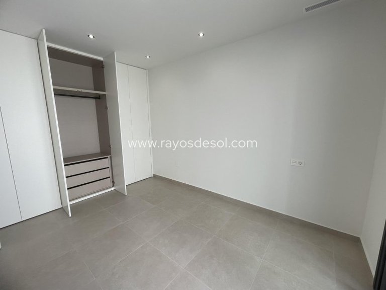 Villa for Sale in Almoradí, Alicante 19