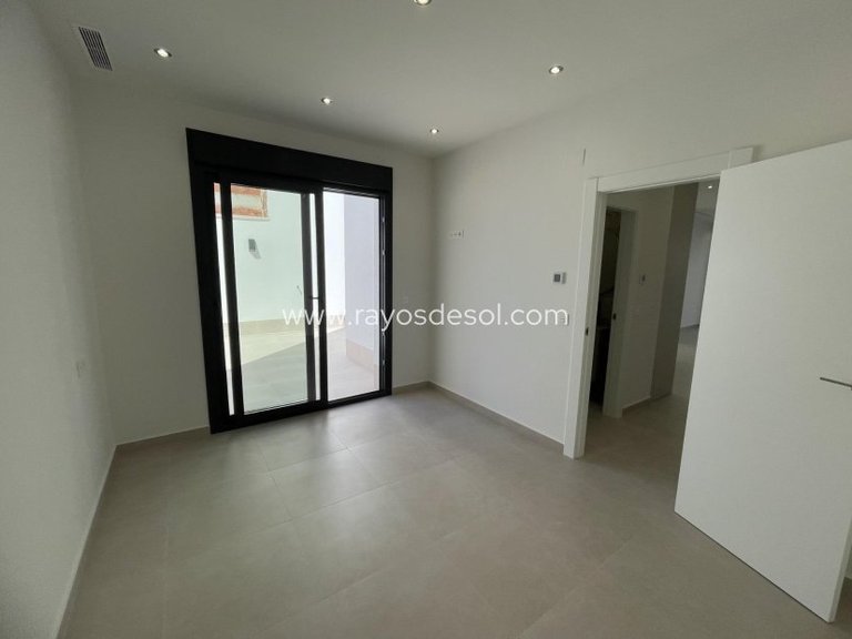 Villa for Sale in Almoradí, Alicante 21