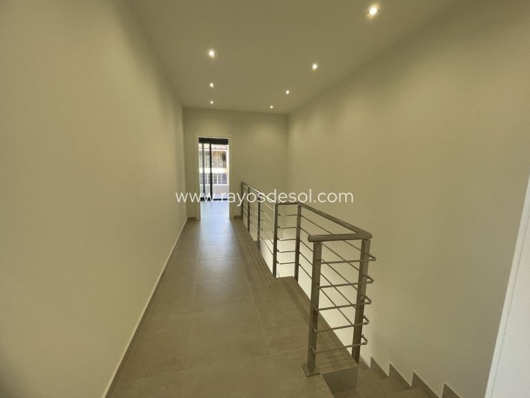 Villa for Sale in Almoradí, Alicante 34