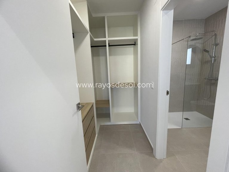 Villa for Sale in Almoradí, Alicante 41