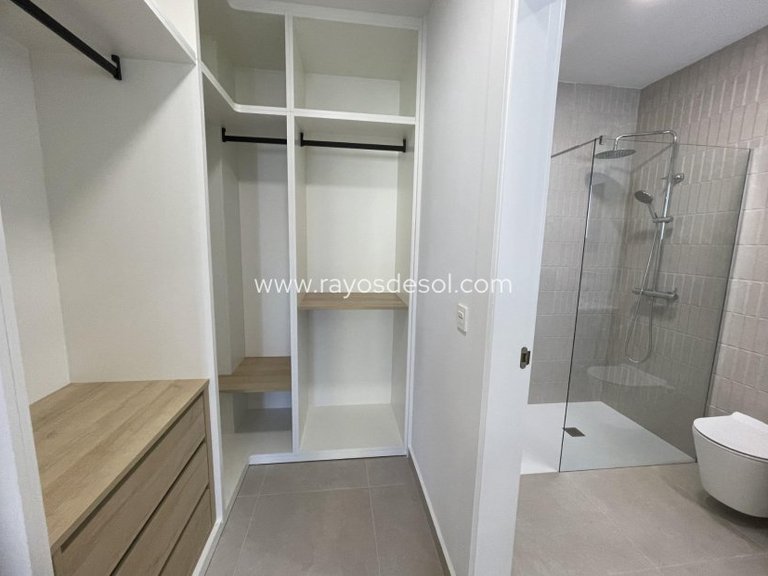 Villa for Sale in Almoradí, Alicante 44