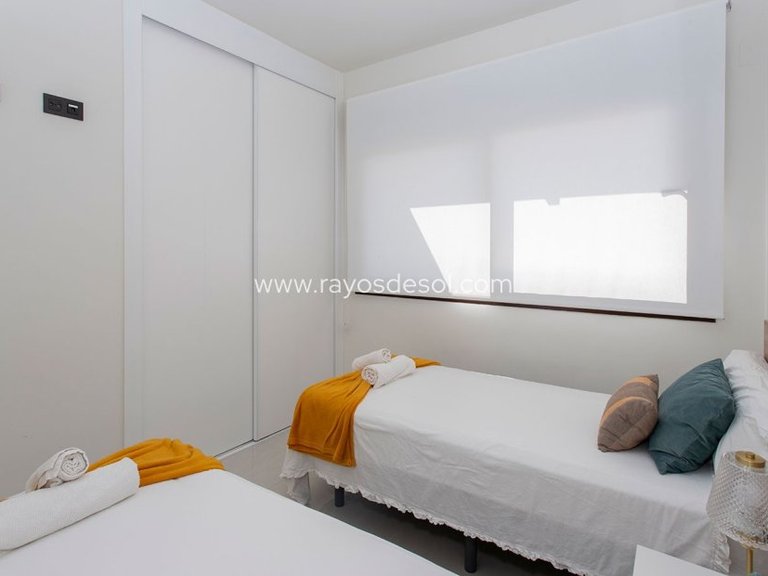 Apartment for Sale in Torrevieja, Alicante 15