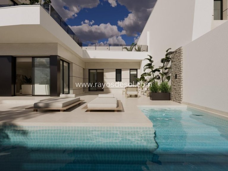 Villa for Sale in Dolores, Alicante 9