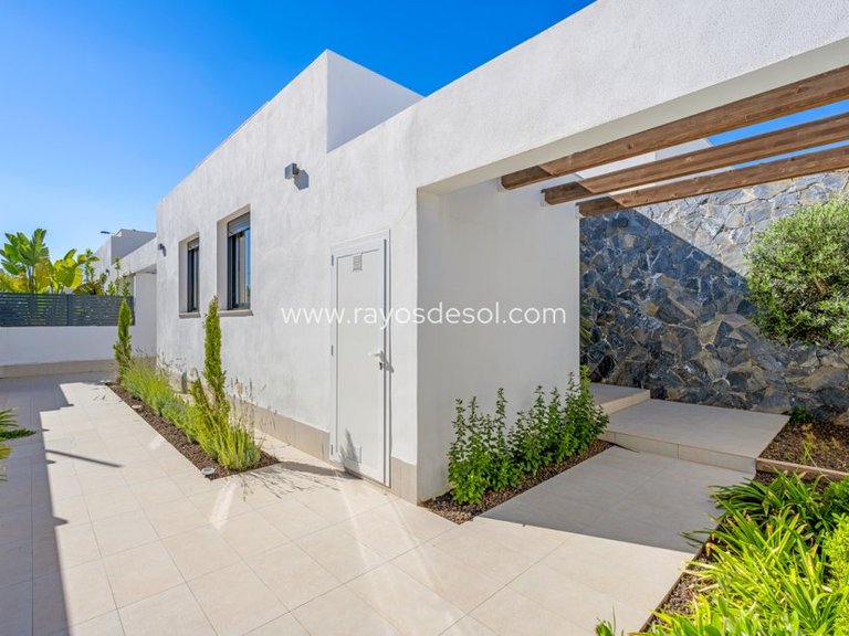 Villa for Sale in Mar De Cristal, Murcia 5