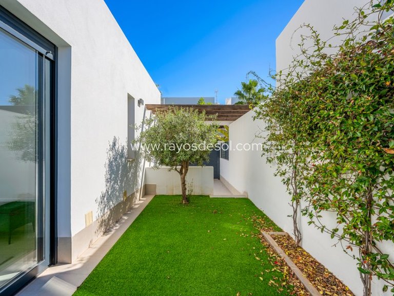 Villa for Sale in Mar De Cristal, Murcia 27