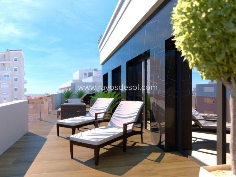 Penthouse for Sale in Torrevieja, Alicante 1