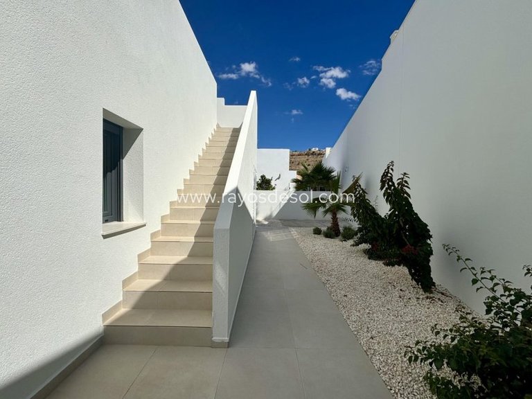 Villa for Sale in Ciudad Quesada/rojales, Alicante 5
