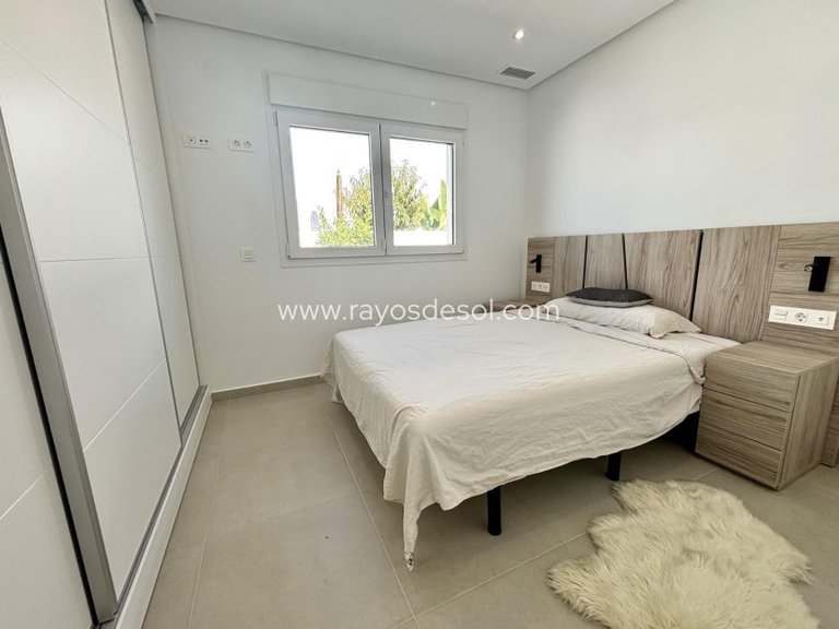 Villa for Sale in Ciudad Quesada/rojales, Alicante 9