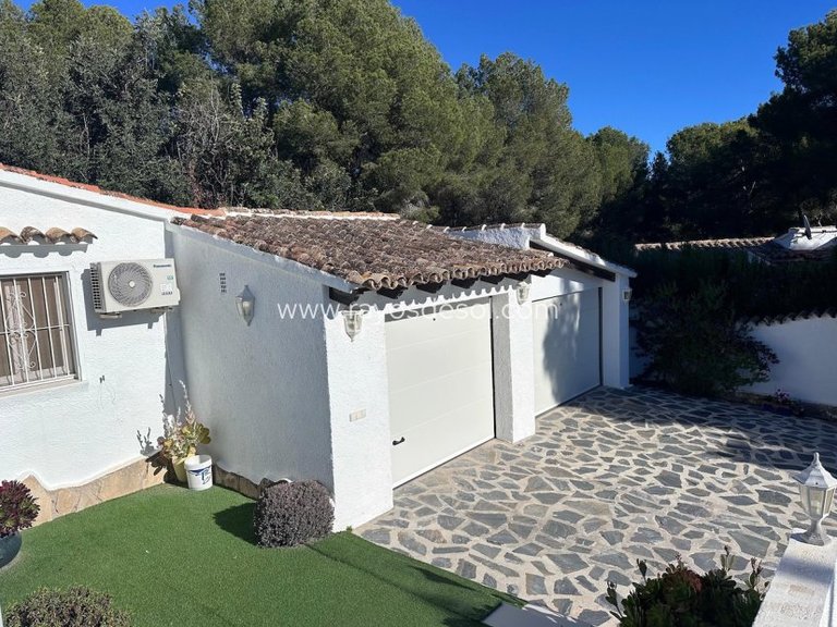 Villa for Sale in Moraira, Alicante 3