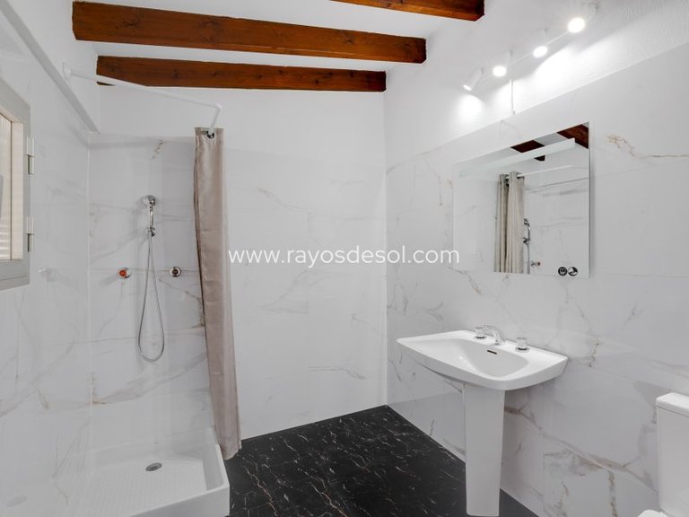 Villa for Sale in Benissa, Alicante 35