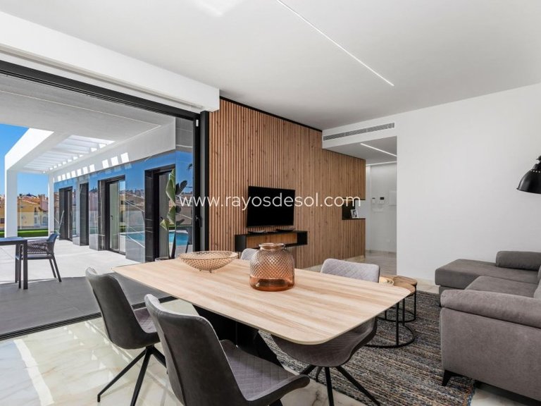 Villa for Sale in Algorfa, Alicante 6