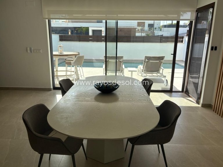 Villa for Sale in Algorfa, Alicante 6