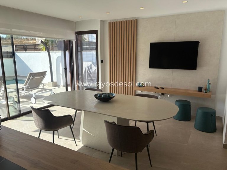 Villa for Sale in Algorfa, Alicante 4