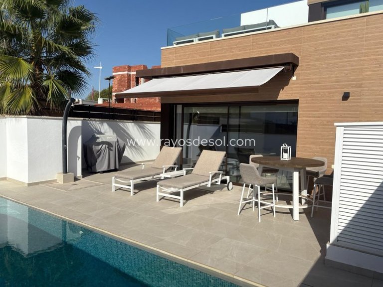 Villa for Sale in Algorfa, Alicante 11