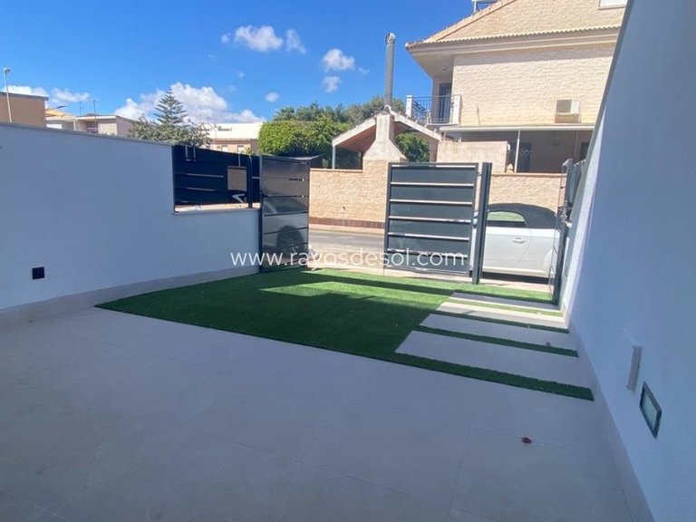 Apartment for Sale in San Pedro Del Pinatar, Murcia 4