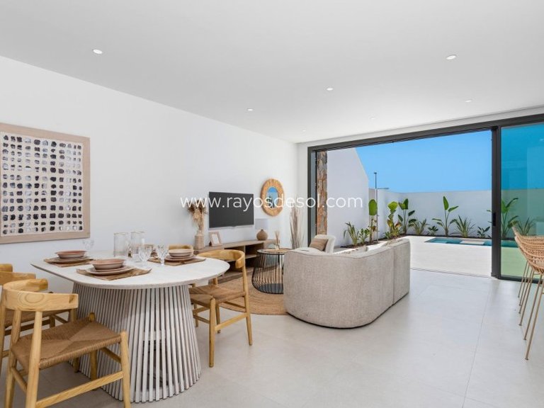 Villa for Sale in Los Alcazares, Murcia 12