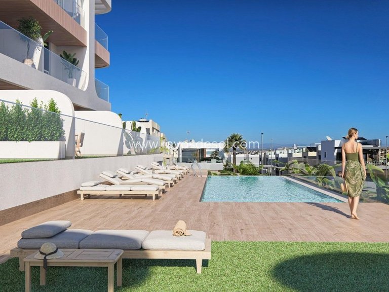 Penthouse for Sale in Benijofar, Alicante 4