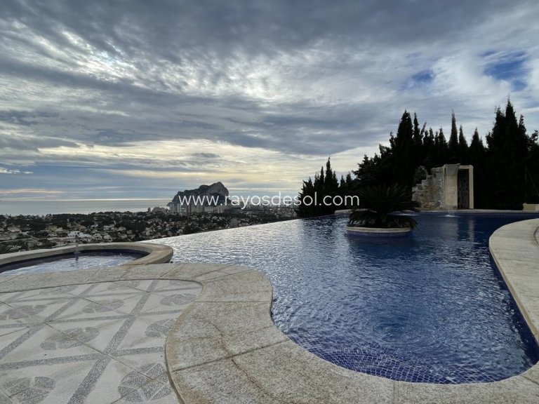 Villa for Sale in Calpe, Alicante 39