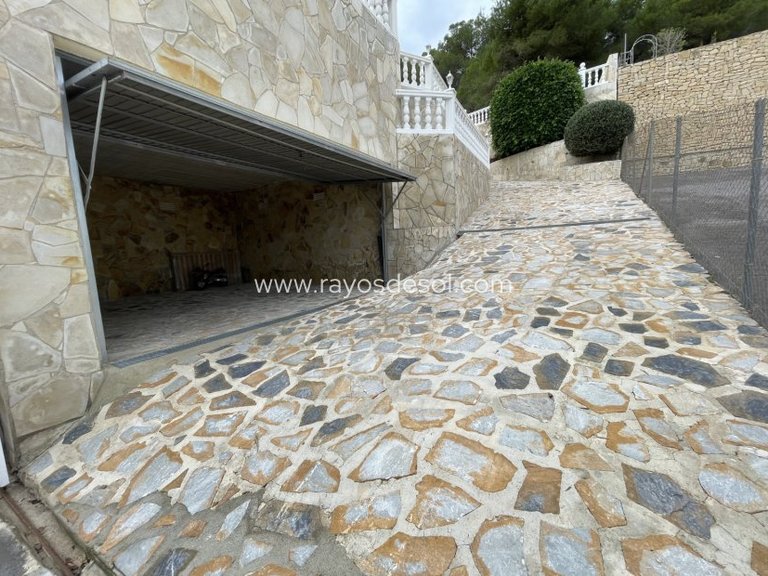 Villa for Sale in Calpe, Alicante 34