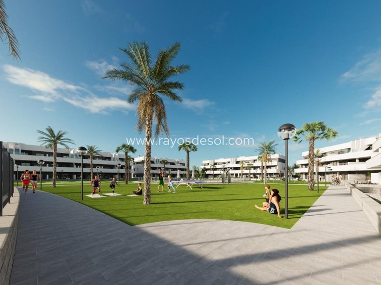 Penthouse for Sale in Guardamar Del Segura, Alicante 7