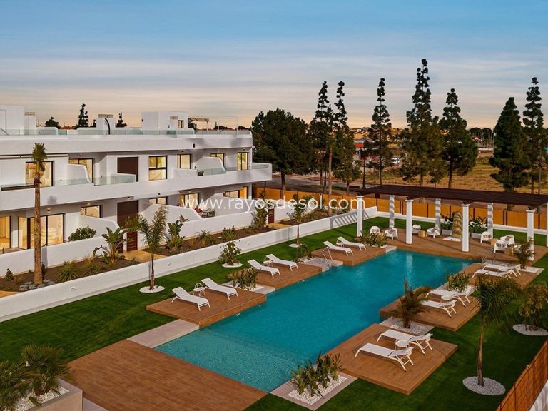 Apartment for Sale in Los Alcazares, Murcia 2