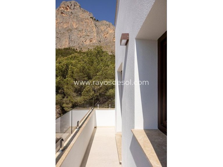 Villa for Sale in Polop, Alicante 21