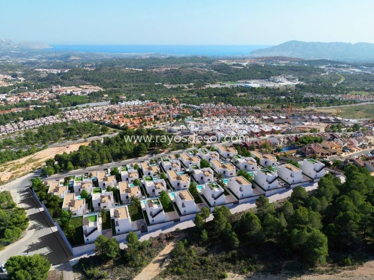 Villa for Sale in Polop, Alicante 41